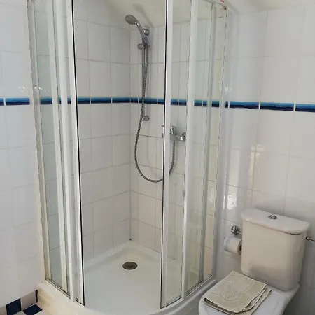 U Kostela בית הארחה Cesky Brod